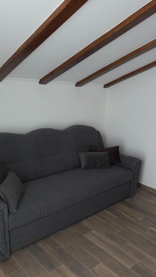 Drazan Apartment *